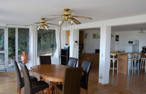 Suresnes Apartment | Appart. 3 Chambres Proche Paris, 120 m2 -proche Tramway