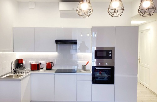 Lourdes Apartment | Appart 95m2 AC, parking, near Sanctuaire