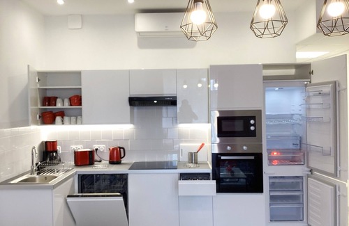 Lourdes Apartment | Appart 95m2 AC, parking, near Sanctuaire