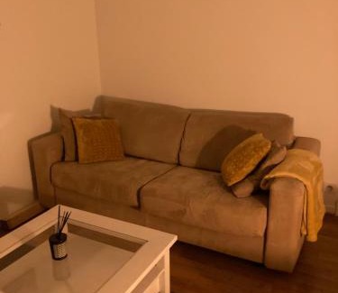 Pamiers Apartment | Appart Aux deux Colombes avec Balcon et Garage