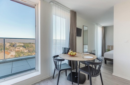 Saint-Marc-sur-Mer Apartment | Appart'City Confort Saint-Nazaire Océan