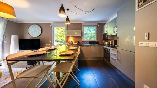 Montchapet Apartment | Appart Confort Max 6 Personnes Parking Gratuit