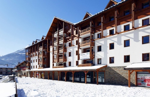 Briancon Condo | Appart cosy + charmant, près des pistes | Sauna