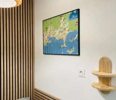 La Celle-sous-Gouzon Apartment | Appart hôtel au Pradet