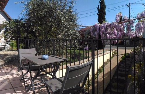 Palaiseau Apartment | Appart hôtel STUDIHOTEL Palaiseau Plateau Saclay