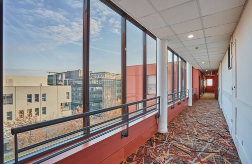 Transvaal Apartment | Appart'hôtel Odalys City - Bioparc Lyon Est