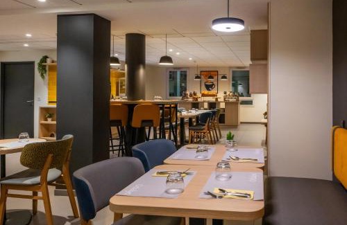 Bourg-l'Eveque Apartment | Appart Hotel Odalys City Rennes Lorgeril