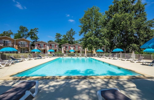 Barbaste Condo | Appart Sur Le Cours De Golf + 3 Piscines Sur Place