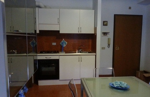 San Tommaso Tre Archi Apartment | Appartamento Prima Fila Mare