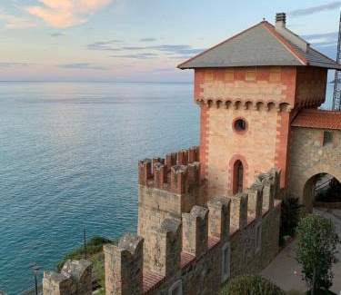 Borghetto Santo Spirito Apartment | Appartamenti Castello Borelli