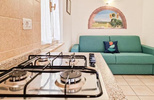 Capoliveri Apartment | Appartamenti Le Querce App. Mirto