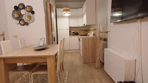 Castelleone Apartment | Appartamento 93 di andrea sonzogni