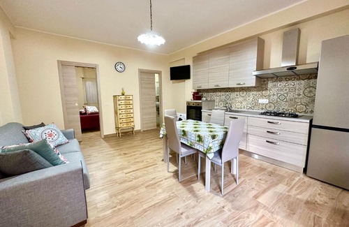 Torre di Faro Apartment | Appartamento A Due passi dal Mare
