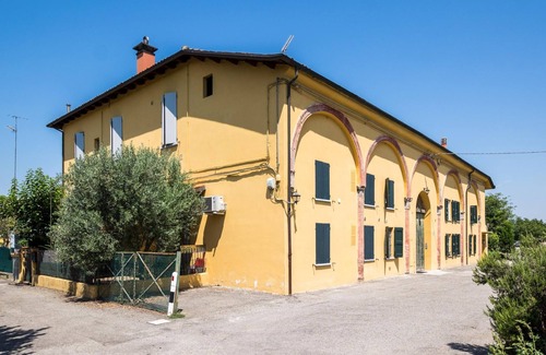 Province of Bologna Apartment | Appartamento a Villa Saltarelli I Vicino all Aeroporto by Wonderful Italy