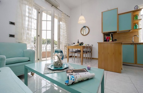 Colombare Apartment | Appartamento Bella Vista, Sirmione, Italy