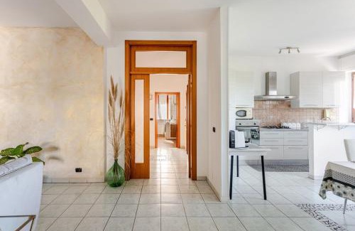 Monte San Giusto Apartment | Appartamento Blu Cobalto