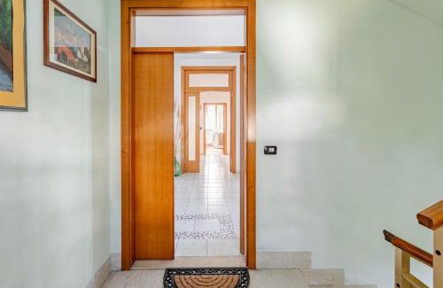 Monte San Giusto Apartment | Appartamento Blu Cobalto