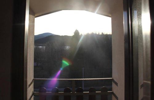 Lorica Apartment | Appartamento con Vista Lago