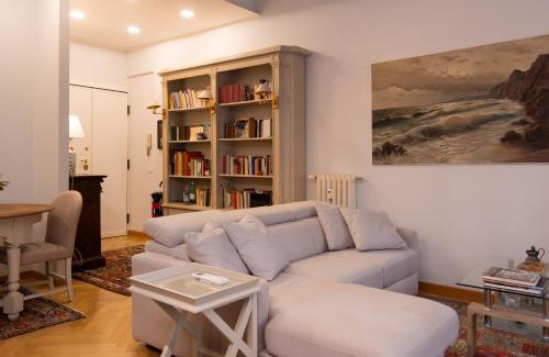 Quartiere Coppede Apartment | Appartamento Coppedè