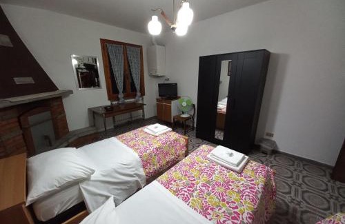 Madonna Dei Fornelli House | Appartamento Degli Dei (Affittacamere)