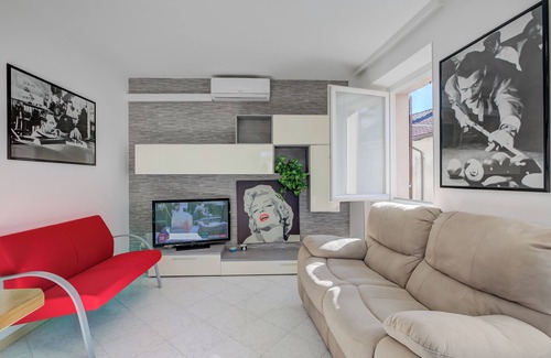 Germignaga Apartment | Appartamento Da Mario, Germignaga, Italy