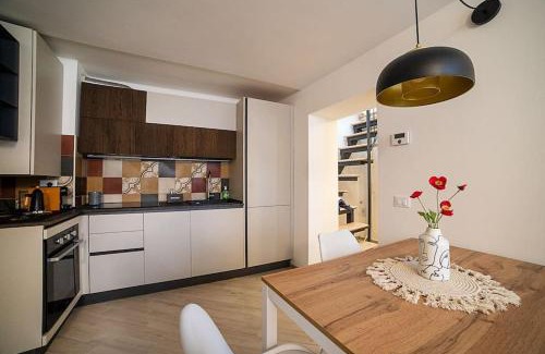L'Aquila Apartment | Appartamento elegante e moderno a 100 m dal Duomo
