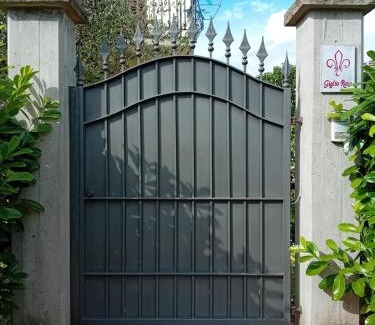 Scarperia e San Piero Apartment | Appartamento Giglio Rosso