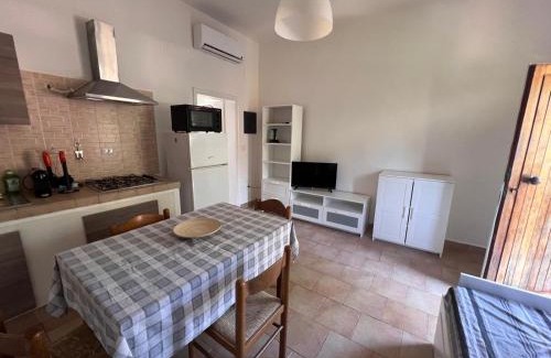 Quercianella Apartment | Appartamento Il Garofano