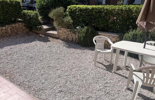 Quercianella Apartment | Appartamento Il Garofano