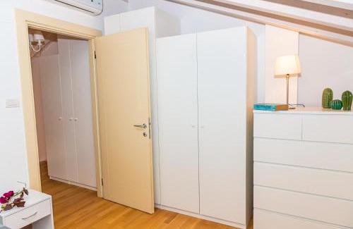 Adro Apartment | Appartamento in Franciacorta relax tra i vignieti e il Lago D'Iseo