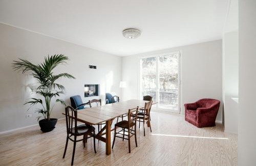 Brunate Apartment | Appartamento in Villa Lina by Holiday Solutions