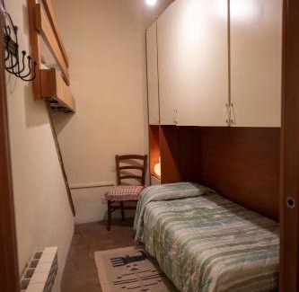 Montelupo Fiorentino Apartment | Appartamento rustico con vista