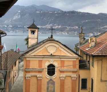 Orta San Giulio Apartment | Appartamento Orta centro