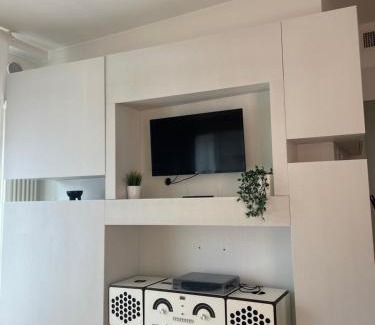Marotta Apartment | Appartamento Vacanze ACQUA E SALE