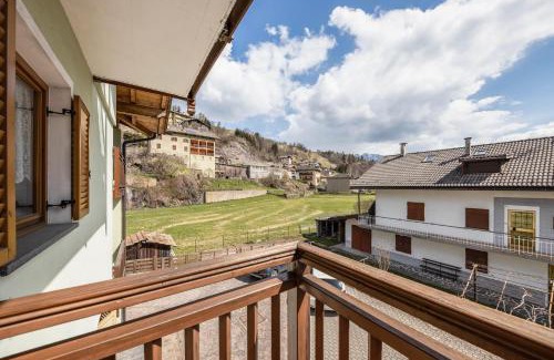 Castello-Molina di Fiemme Apartment | Appartamento Viola