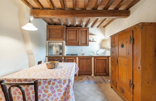 Castelnuovo di Val di Cecina Apartment | Appartement Économique 1 Chambre