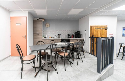 Gannat Apartment | Appartement 2 chambres centre-ville avec parking