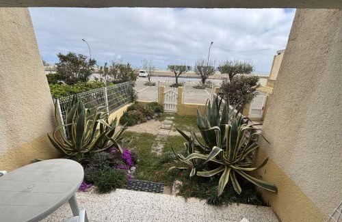 Port-la-Nouvelle Apartment | Appartement 2 pièces PORT LA NOUVELLE PN070-002