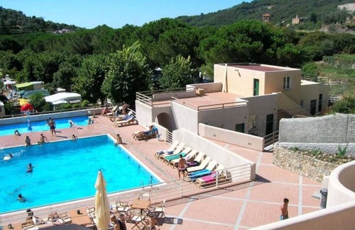 Finale Ligure Apartment | Appartement 3 étoiles - Piscine - ccb0dhc