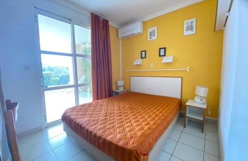 Cap Esterel Apartment | Appartement 3 Pièces avec Terrasse et Piscine à Saint-Raphaël - FR-1-504-683