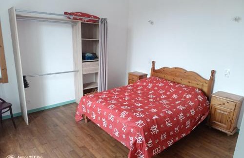 Le Vigeant Apartment | Appartement 35m2 1 lit double Attention 1 seule chambre je ne peux pas changer !