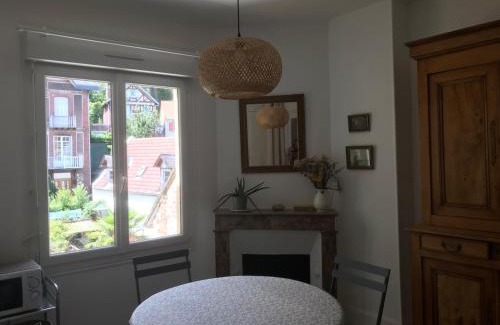 Dieppe Apartment | Appartement ancien cosy