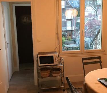 Dieppe Apartment | Appartement ancien cosy