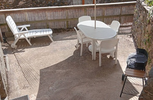 Aumessas Apartment | Appartement au Coeur D'un Hameau Traditionnel Cévenol