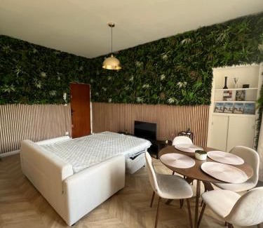 Dernier Sou Apartment | Appartement au pied des remparts