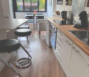 Quai de la Fosse Apartment | Appartement avec jardin Duchaffault 44100Nantes