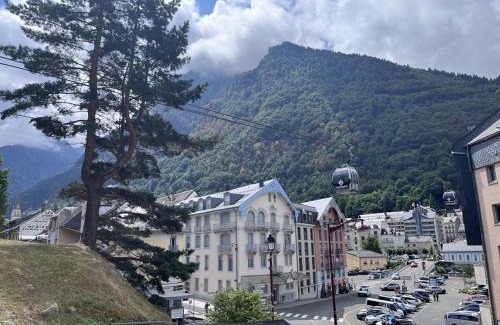 Cauterets Apartment | Appartement charmant centre village, près télécabines - FR-1-812-144