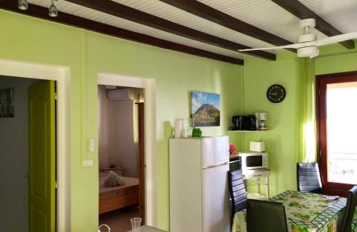 Sainte-Anne Apartment | Appartement confortable avec vue sur mer à Bouillante, 50 m²