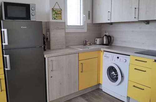Marseillan Apartment | Appartement cosy 2 pièces cabine, terrasse, WIFI, parking privé, proche plage à Marseillan - FR-1-326-516