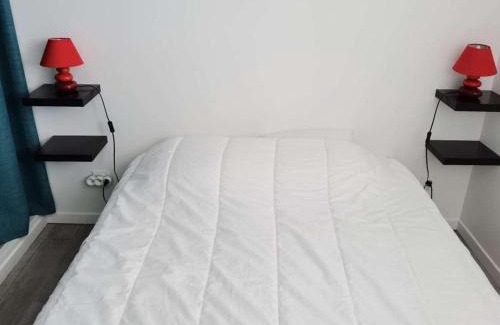Marseillan Apartment | Appartement cosy 2 pièces cabine, terrasse, WIFI, parking privé, proche plage à Marseillan - FR-1-326-516